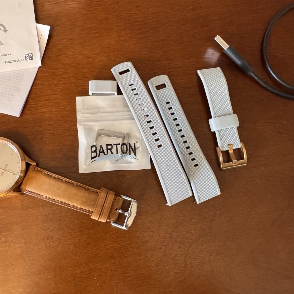 GARMIN Vivomove HR Smartwatch Rose Gold Leather & Silicone Band, Charger, Box - Picture 6 of 16